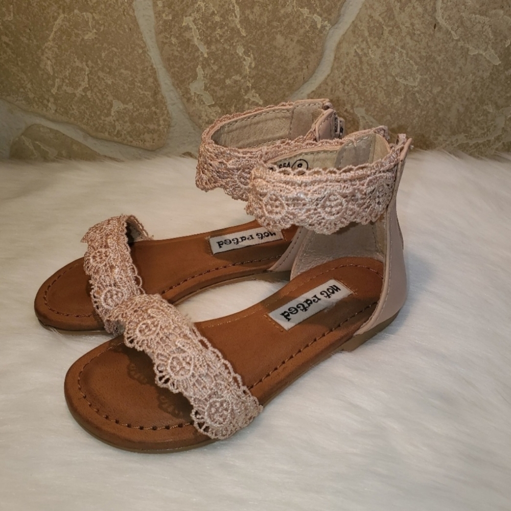 GIRLS SANDALS NOT RATED - Picture 3 of 9